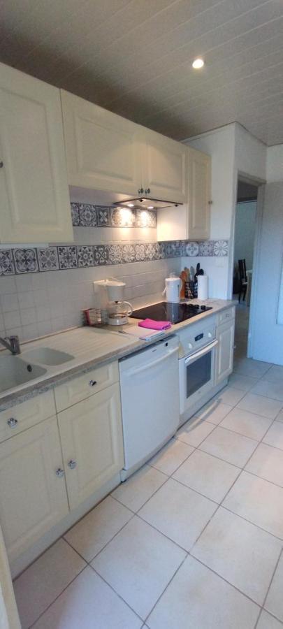 Appartement Spacieux Avec Parking Gratuit Sète Exterior foto